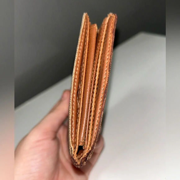 Louis Vuitton Monogram Bifold Wallet - Picture 16 of 16